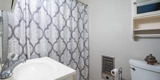 465-A Dobbs Road Gallery 20