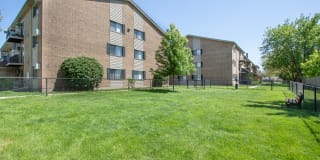 The Greenway at Carol Stream Gallery 28