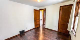 987 Boone Street Gallery 23