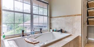 9106 SADDLE TRL Gallery 16