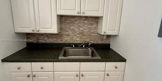 1240 NE 12th Ave Gallery 22