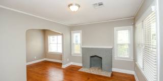 2606 East 7th Street Gallery 9