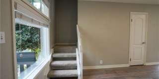 320 12th Street Gallery 13