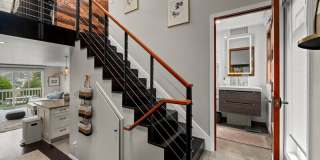 716 1/2 W Argand St Gallery 12