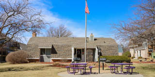 Country Club Lincoln Gallery 9