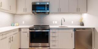 Lincoln Square Gallery 10