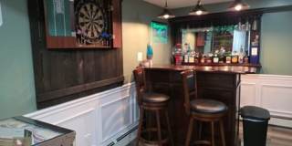 Spacious 4BR 2 BA House in Lindenhurst Gallery 24