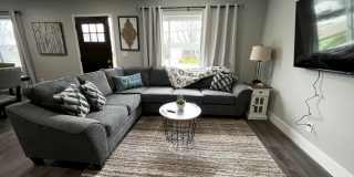 Fully Furnished rental with excellent central location in North cincinnati Suburbs Gallery 3