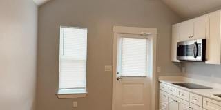 2051 W Blount St unit: 6 Gallery 2