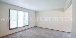 Charming 3 Bedroom in West Des Moines Home for Rent Gallery 10