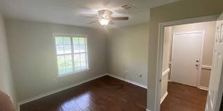 108 Glen Hollow Drive Gallery 7