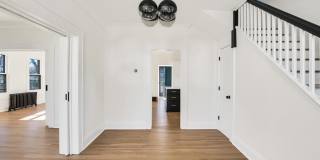 23 Lincoln Avenue Gallery 14