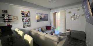 943 SW 143rd Ter Gallery 23