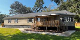 1030 Greenhill Road Gallery 1