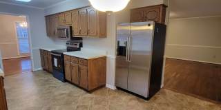 4 Bedroom, 2 bath, 2 car garage 4 Bedroom, 2 bath, 2 car garage Gallery 4