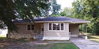 2240 2nd Pl NE Gallery 1