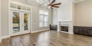4072 Biltmore Avenue Gallery 15