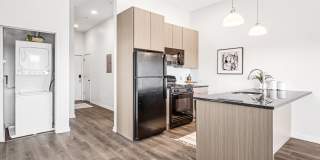 2500 Clybourn Gallery 22