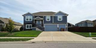 Stunning 4-bedroom, 3-bathroom, Split-Level Stunning 4-bedroom, 3-bathroom, Split-Level Gallery 1