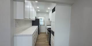390 Gallery 4