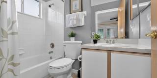 3140 BRITANNIA Boulevard Gallery 38