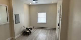 210 West 5th Street Gallery 8