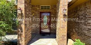 Beautiful Upscale 3BD/3BTH + Office Home on Over an Acre in Choctaw Gallery 3