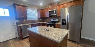 Tired of Nightly Rental Rates - New Never Occupied - Brand New 2 bedroom 2 bath Duplex in Kimberling City, MO - Ask us about Move In Incentives Gallery 1