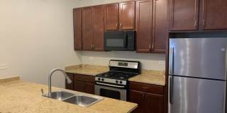 3300 W Irving Park Road Gallery 5