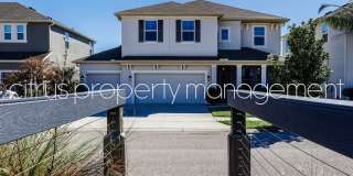 Stunning Double Waterfront 4/3 Home with Dock and Electric Boat Lift Gallery 40