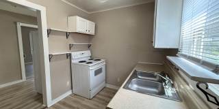 2 Bedroom/1 Bath Gallery 10