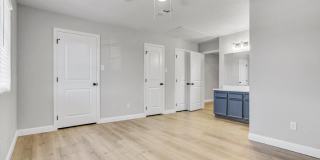 2075 Dowlen Rd - 09 Gallery 1