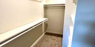 New, Pet Friendly, 2 bed 2 bath Townhouses! Gallery 32