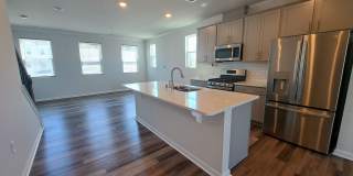 Ready to rent! End-Unit townhome in Olde Towne Subdivision! 3 Stories with a 1 car garage Ready to rent! End-Unit townhome in Olde Towne Subdivision! 3 Stories with a 1 car garage Gallery 1