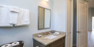***STUNNING POOL HOME***4BEDS / 4BATHS***GOLDEN SHORES***FURNISHED SEASONAL RENTAL*** Gallery 27