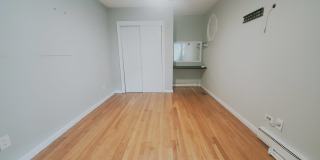 7 Chatfield Street Gallery 10