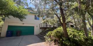 Large 3 Bed/2 Bath HOUSE in East Flag - $2,200.00!! Gallery 1