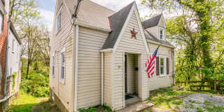 AVAILABLE AUGUST 1ST! DON'T MISS THIS BEAUTIFUL 2-BEDROOM HOME IN CLAIRTON! Gallery 1