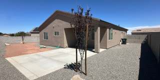 Come Check Out this Beautiful 2025 New Build!!!! *MOVE IN SPECIAL, $500 OFF OF THE FIRST MONTH RENT* Gallery 35