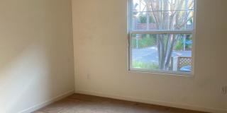 3 BD/3.5 BA Townhouse in downtown Livermore Station, No Pets Gallery 24
