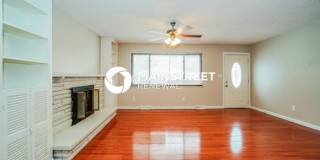 4338 Colby Avenue Gallery 4
