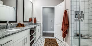 Boone Manor Gallery 21