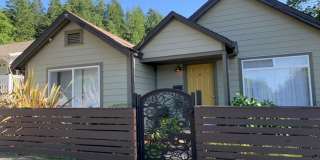 Charming 3 Bedroom, 2 Bathroom Home for Rent in Garberville Furnished Price $2,500. Non furnished Price $2,000 Gallery 1