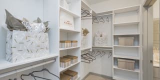 Tapestry at Brentwood Town Center Gallery 30