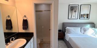 Beautifully Updated 2 bd 2 ba Crown Point Condo Gallery 7