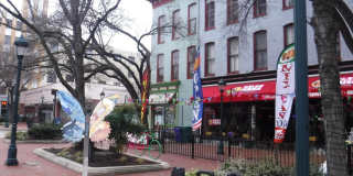 2 W WASHINGTON Street Gallery 4