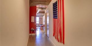 718 Washington Avenue N Gallery 9