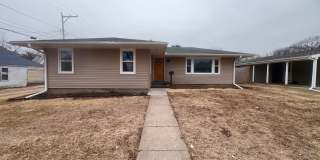 3 Bedroom Home for Rent in Clinton, IA Gallery 1