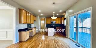 Gorgeous, Updated Home w/ Granite Counters and Wood Floors in Kitchen, Walkout Finished Basement! Gallery 11