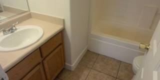 Henderson 3 Bedroom Townhouse! Gallery 20
